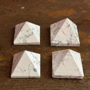 Howlite Pyramid